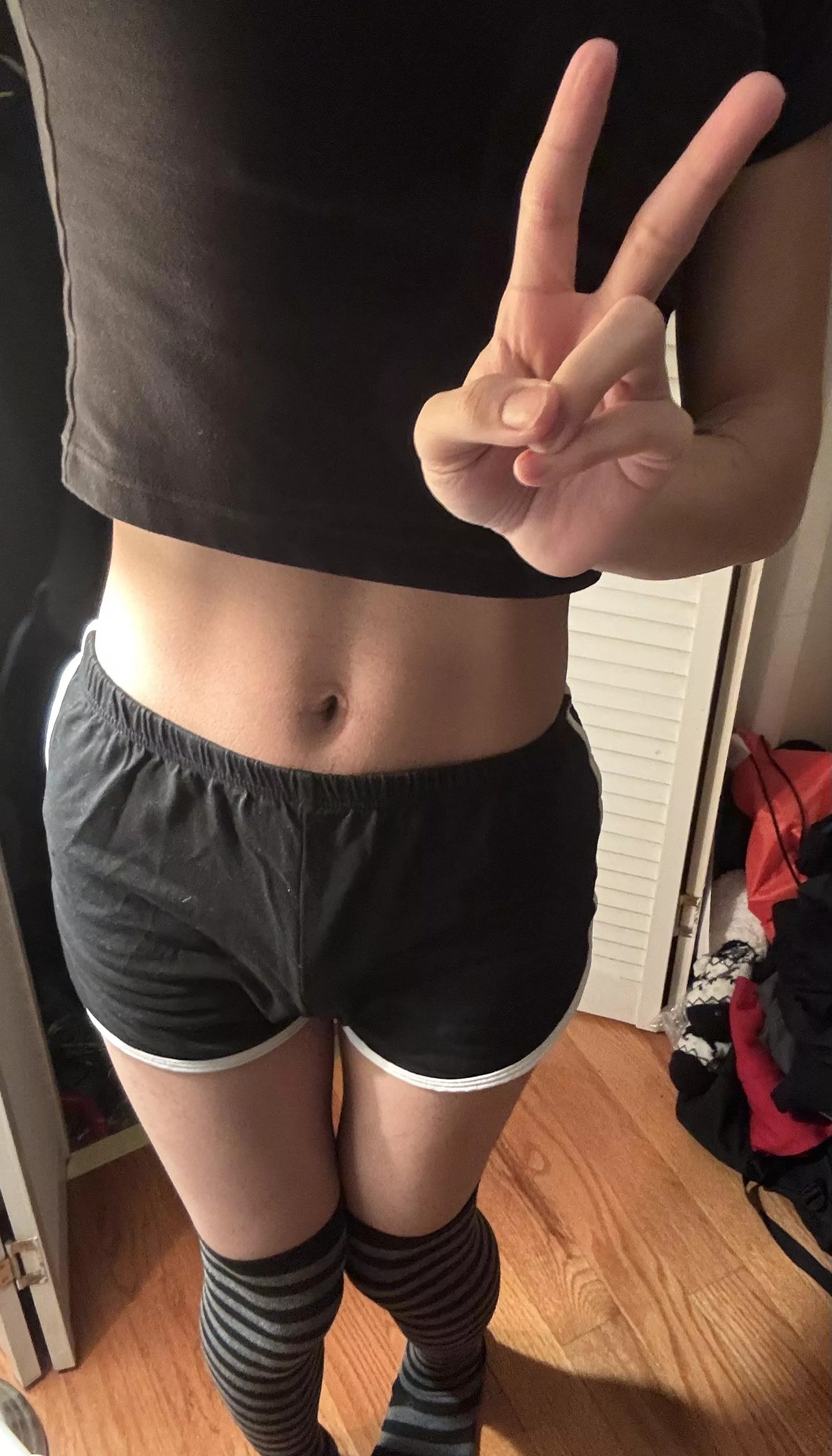 Too shy to show my face 🙈 but here’s a body pic posted by Yesohmama