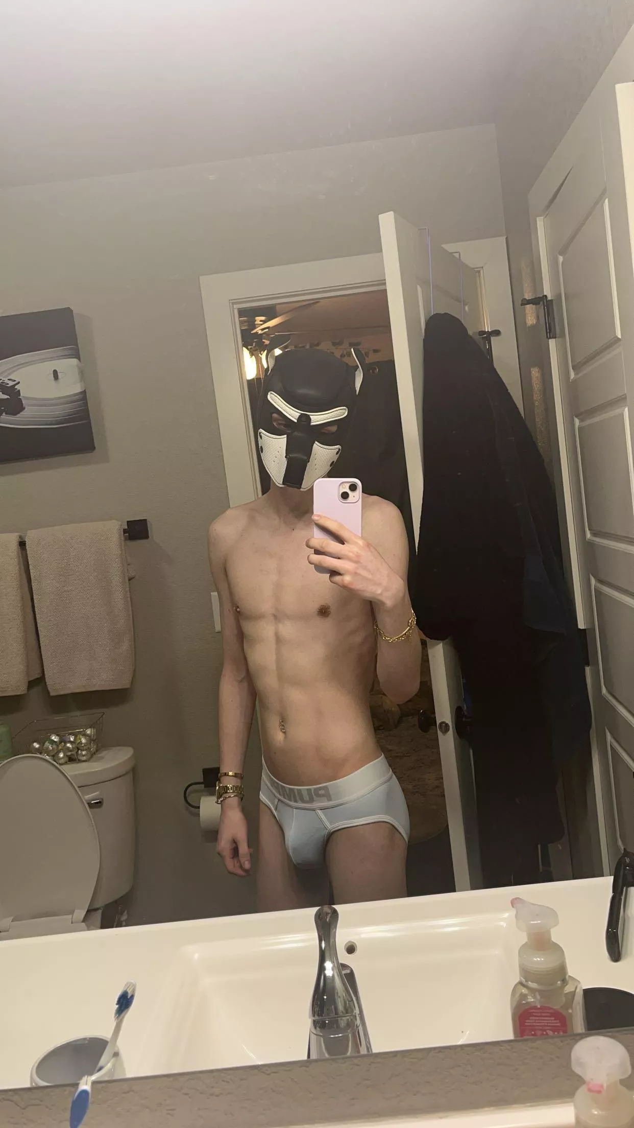 woof posted by PaleontologistQuiet8