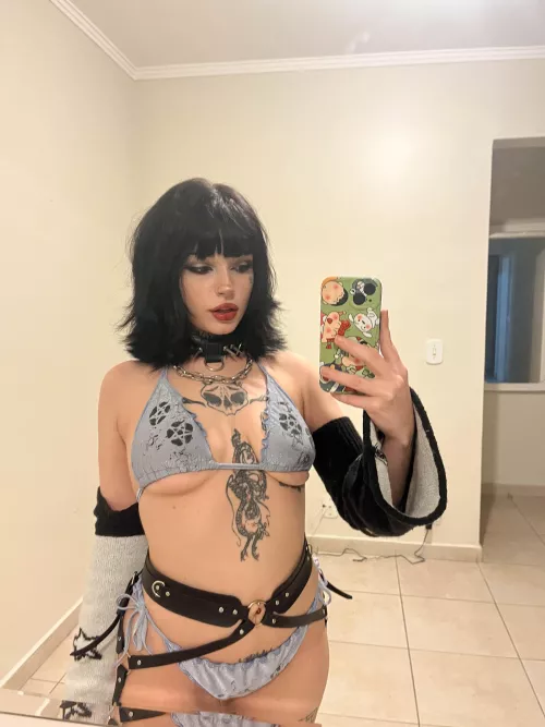 you standing behind me would make this pic sooo much better by raven6802