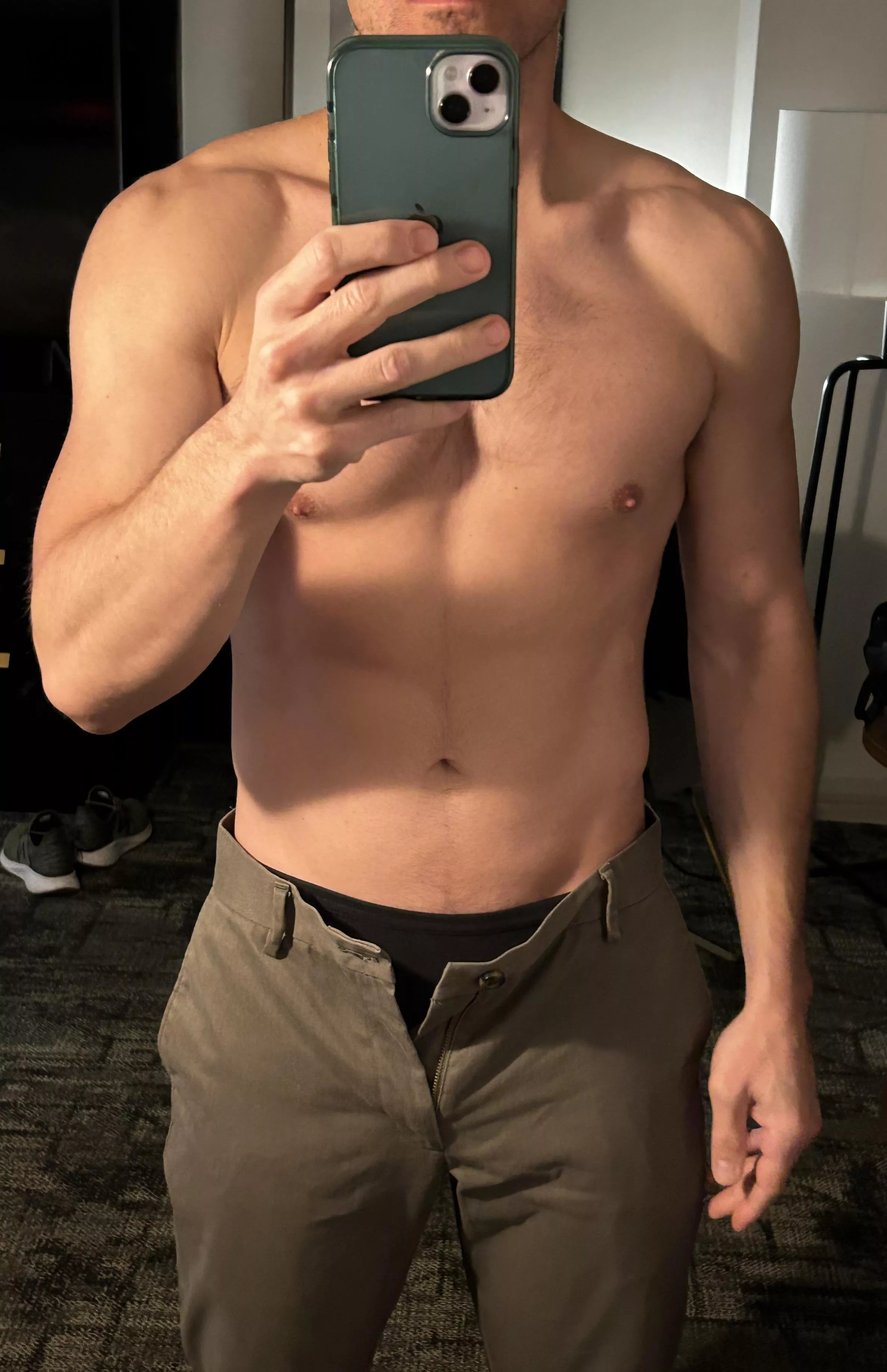 [42] Married fit suburban dad who is 95% straight, it’s that 5% that has me here. Anyone else get horny af in hotel rooms? Hit me up with ASL for snap. posted by Altruistic-Fudge2239