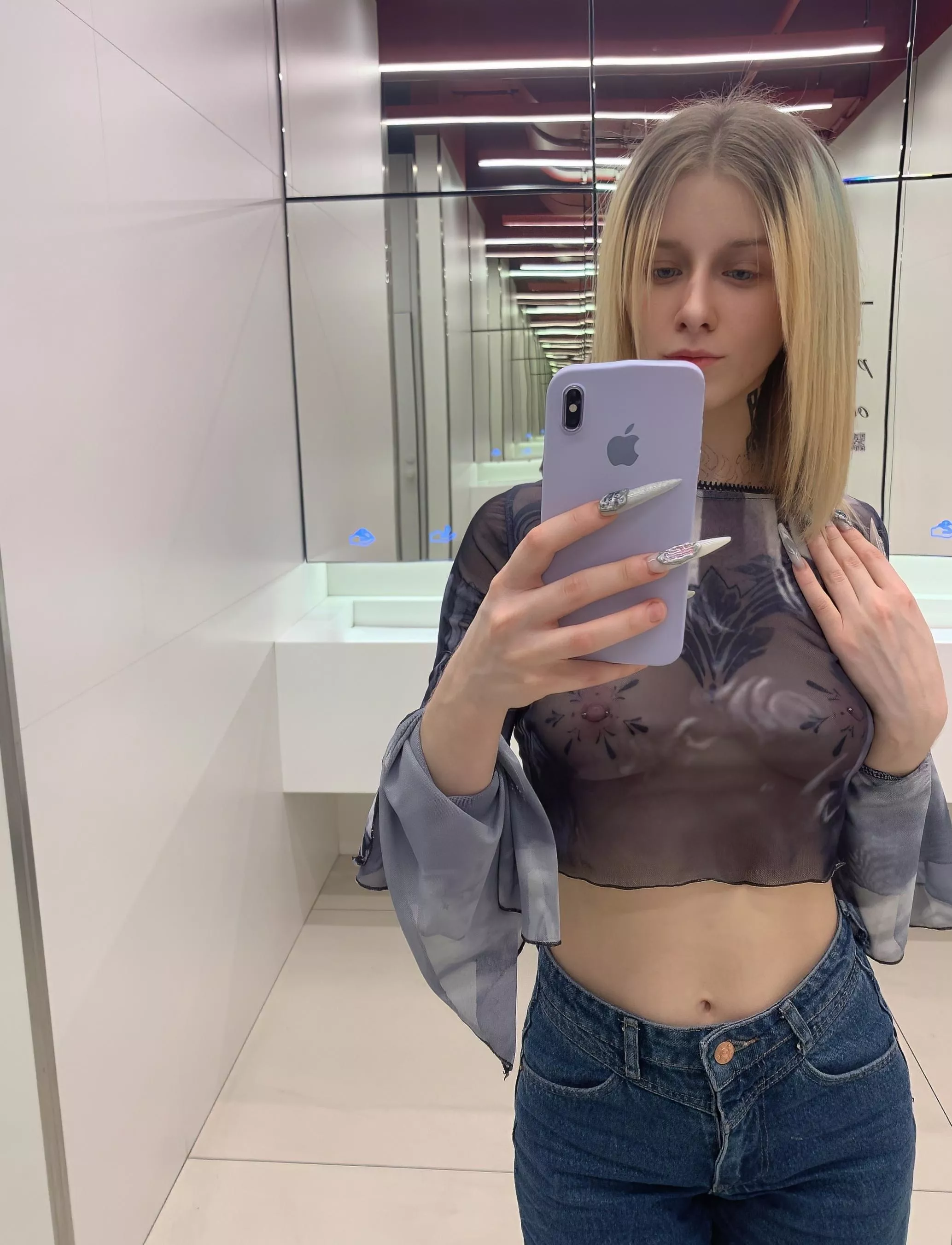 And why are all the people looking at me, it's kind of a normal top posted by heretomess372