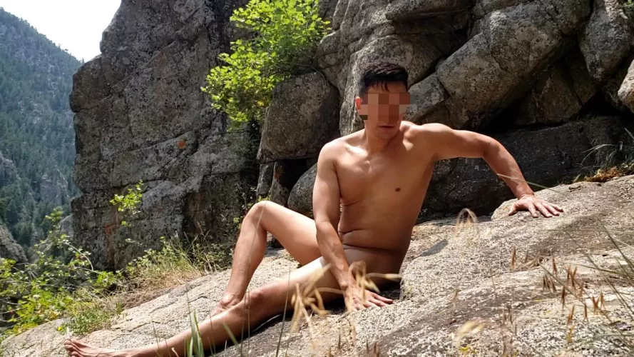 Being naked is fun 😊 by Au--Natural