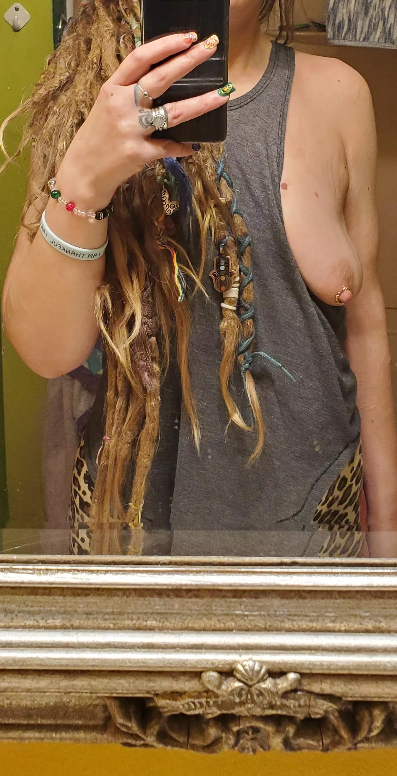 Dirty mirror righty! 🪞  posted by Status_Stand3678