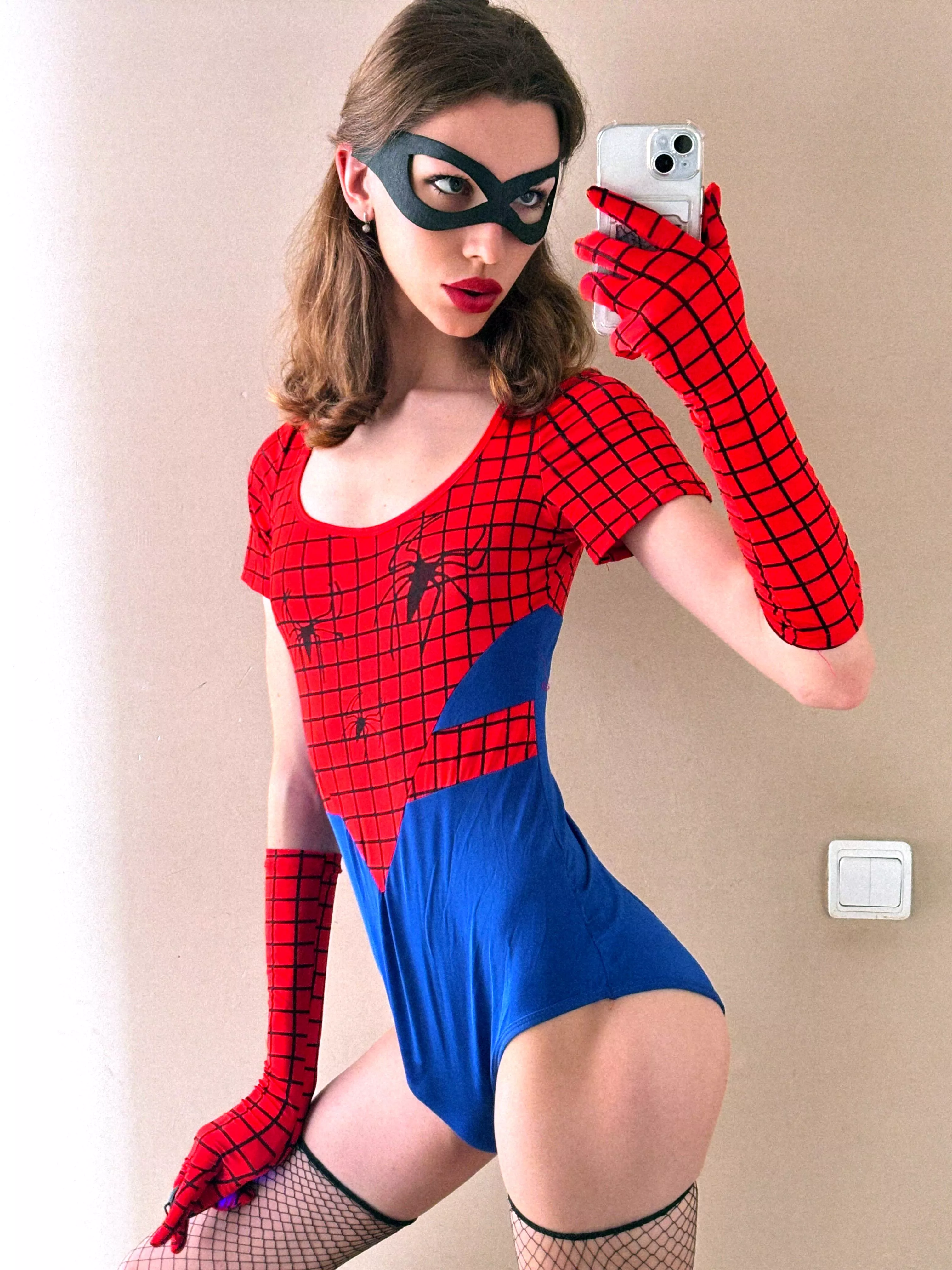 Do you like my lil bulge? posted by Terry_Criswell