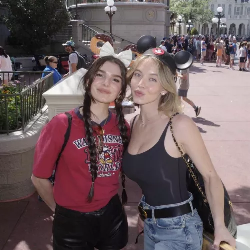 Fake Smile  by DiamondStalker