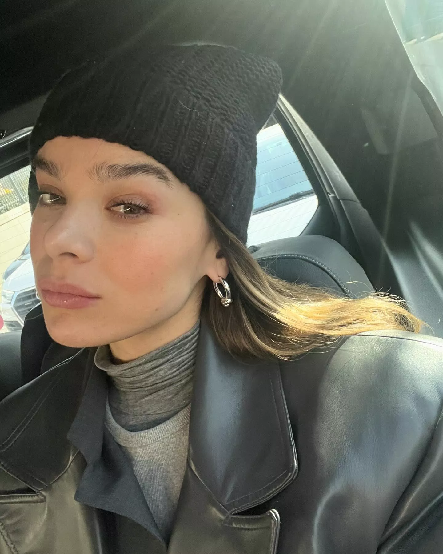 Hailee Steinfeld posted by Slow_Ant_1409