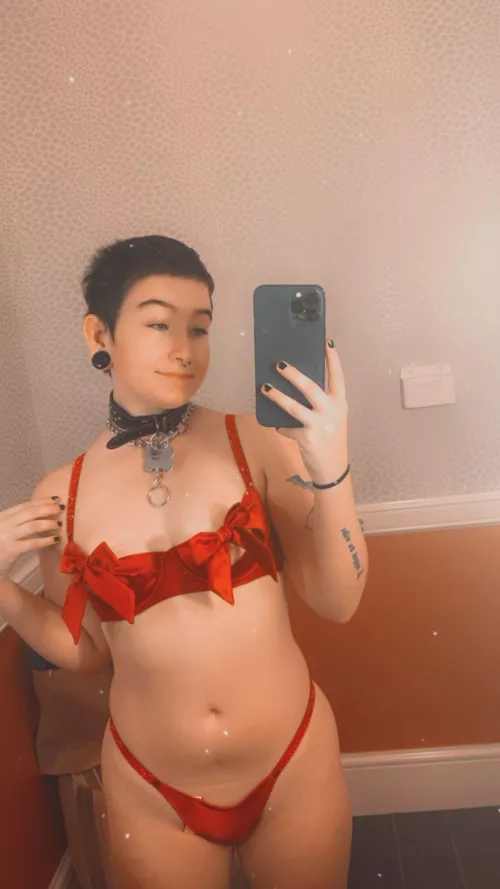 i have a few collars i wear for my owner, this one is my favorite <3 by Overall_Quality_2445