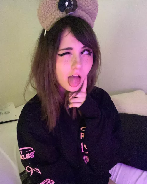 I want to be the reason for you to masturbate tonight by Pair-Worried