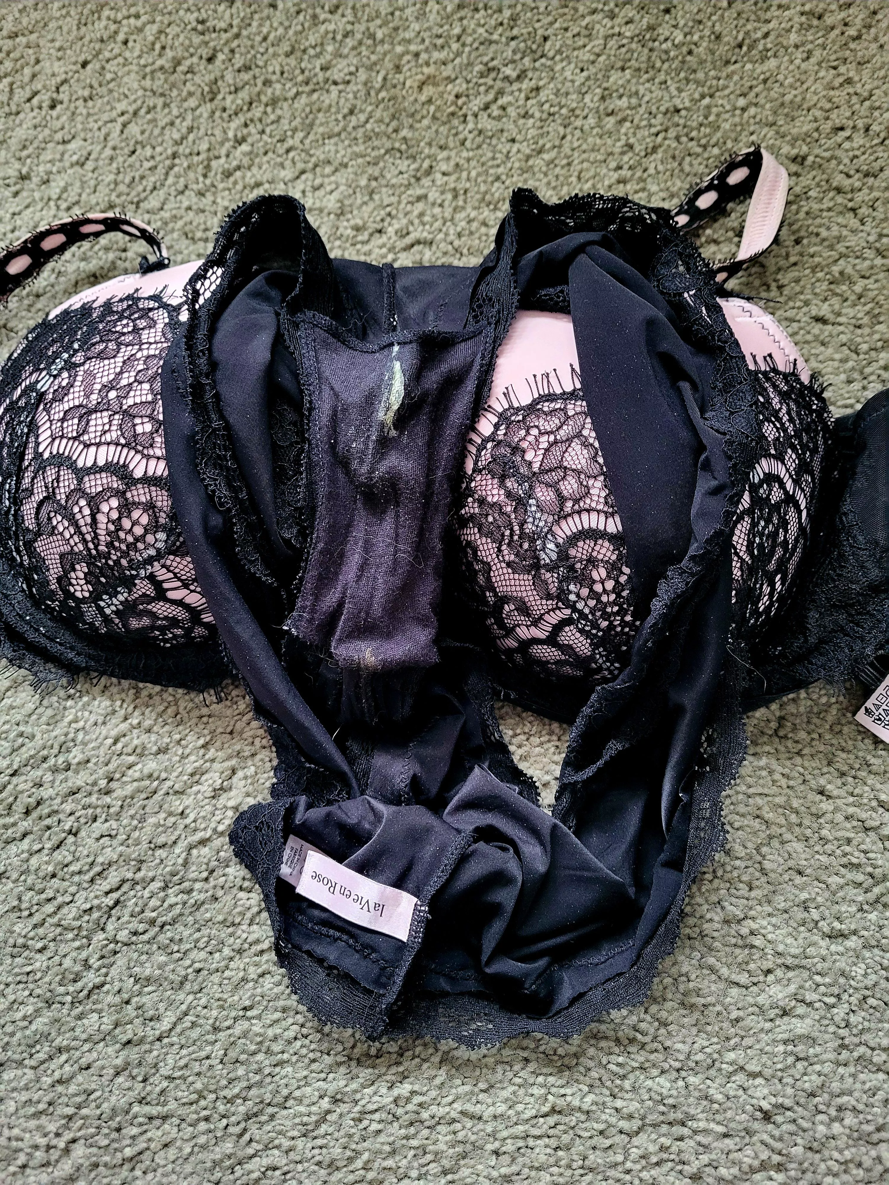 If only her male coworkers knew she wore such sexy underwear to work 😈  posted by hubbyknowsbest1986