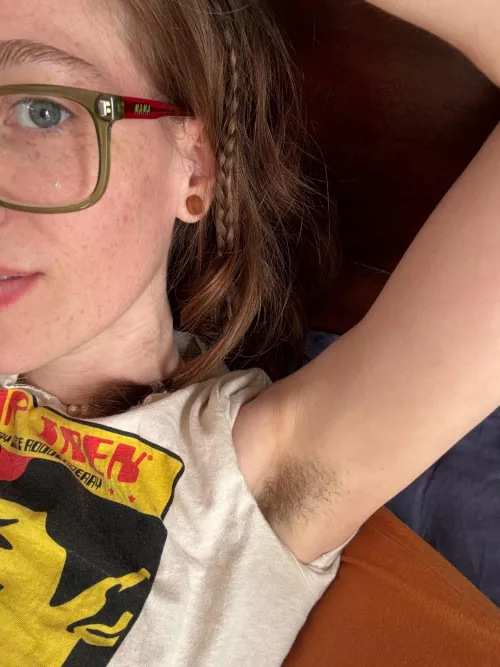 i’m only getting hairier 😏 by redhotpearlx