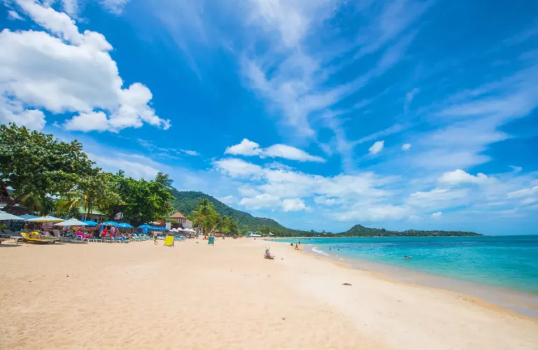 Lamai Beach by Camrach15