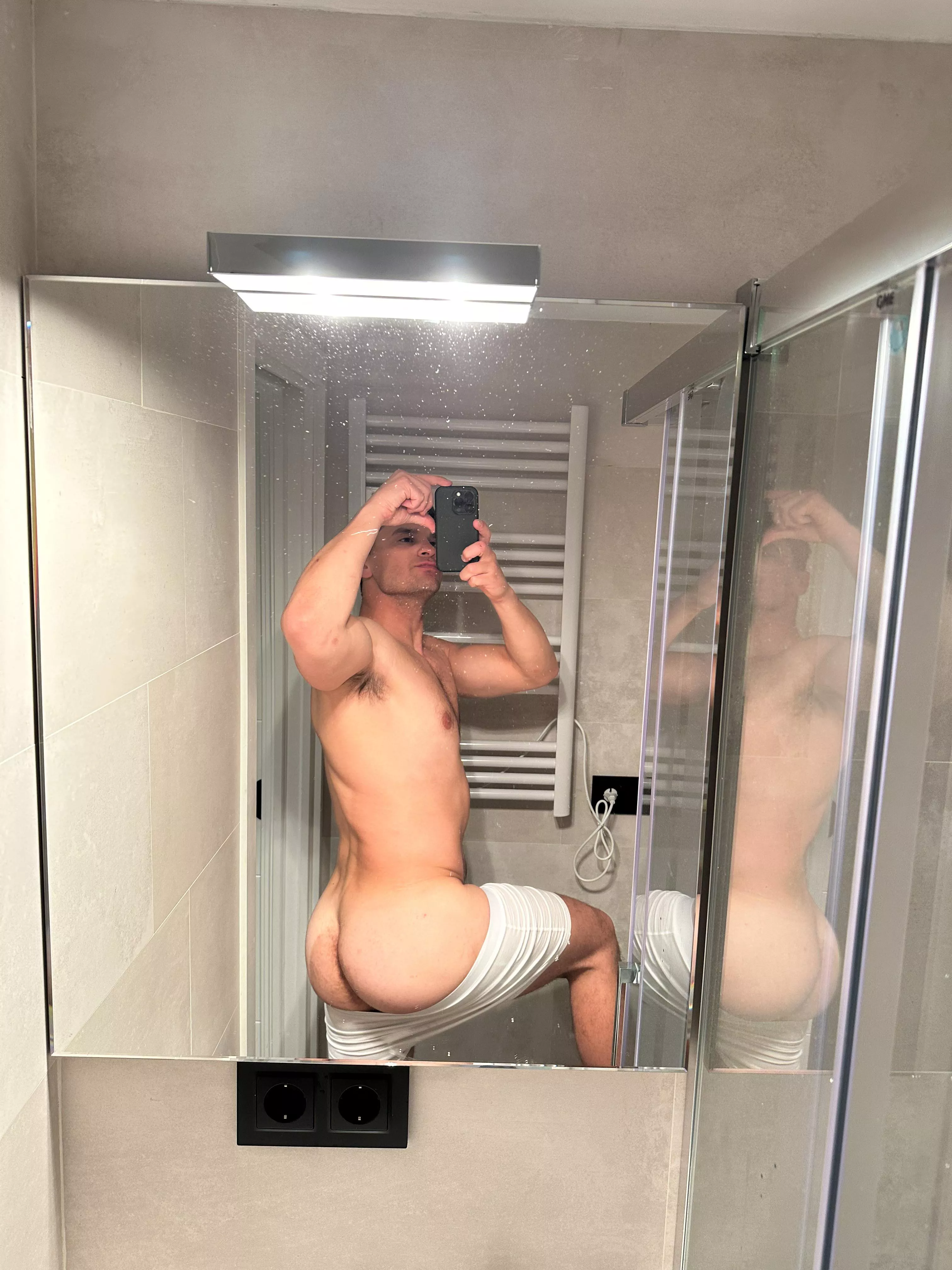 Lickable and bitable posted by realisiwak