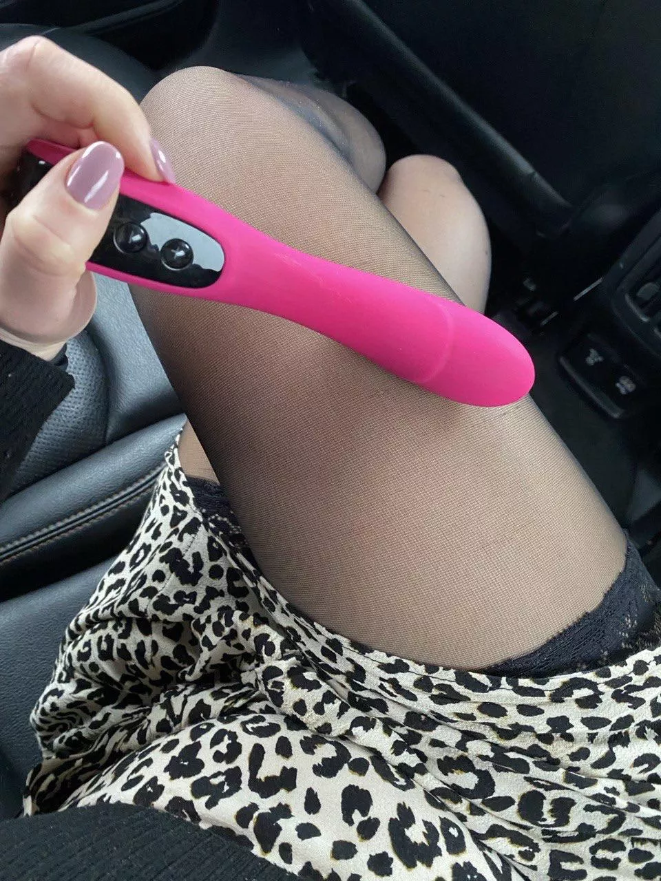 long journeys bore me…  posted by NatyBond_OF