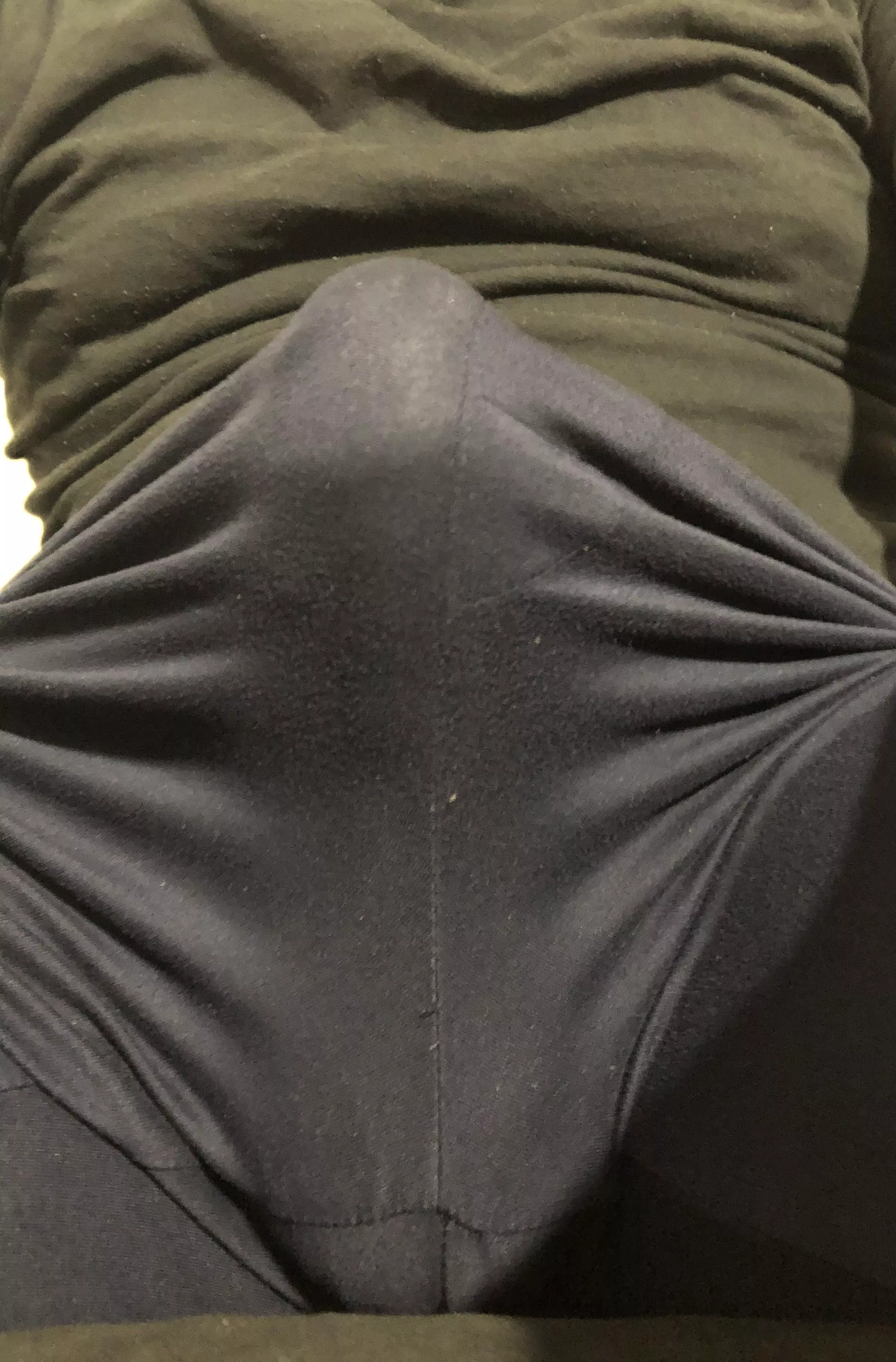 Morning wood on a rainy day posted by Oganesson294_