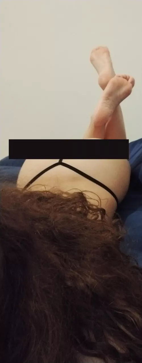 My feet are cold, can I warm them by rubbing your dick? by sweetiee_lily