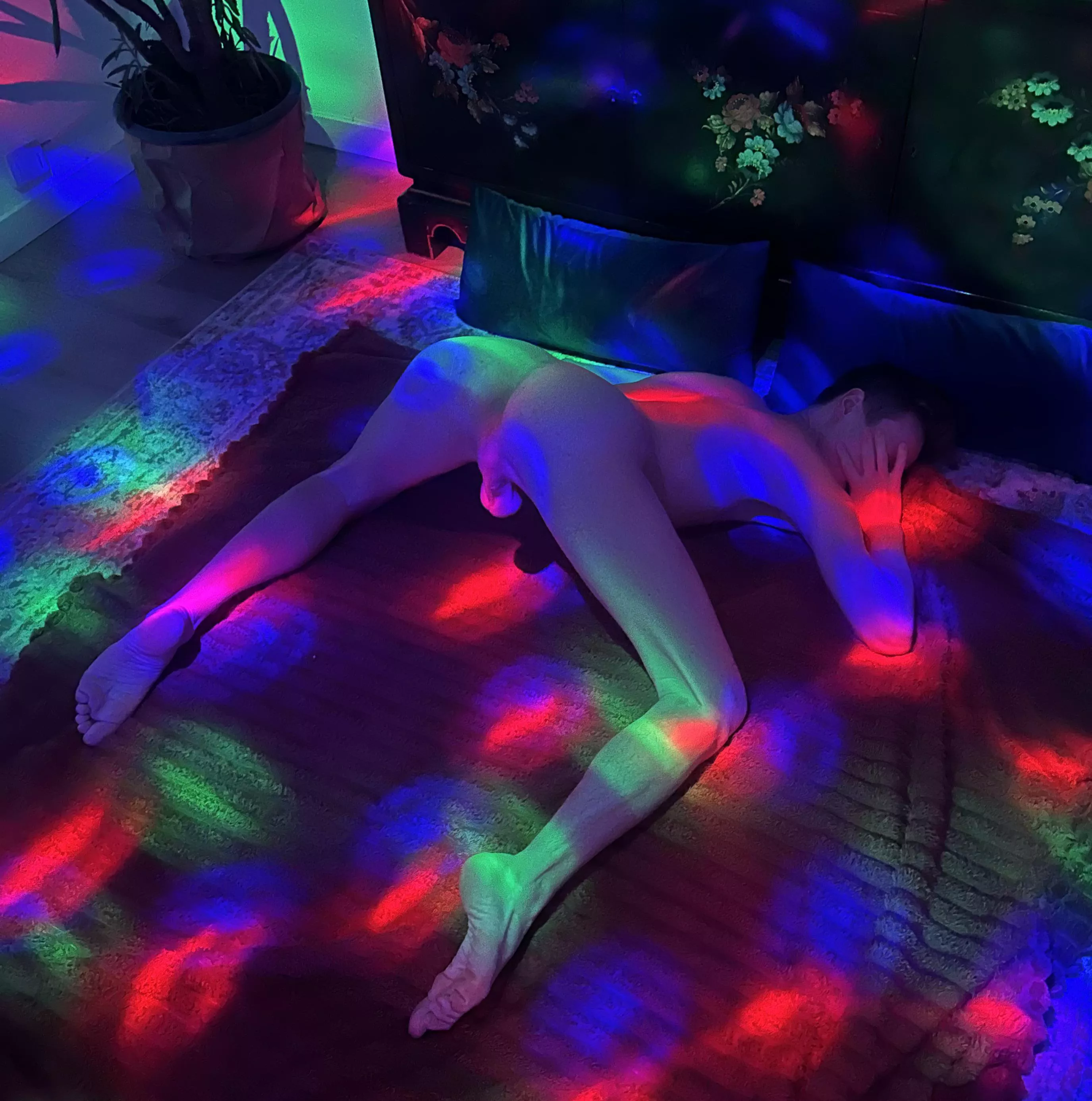 Our party is starting! Would you join? 😈 posted by lumpishSpheroid