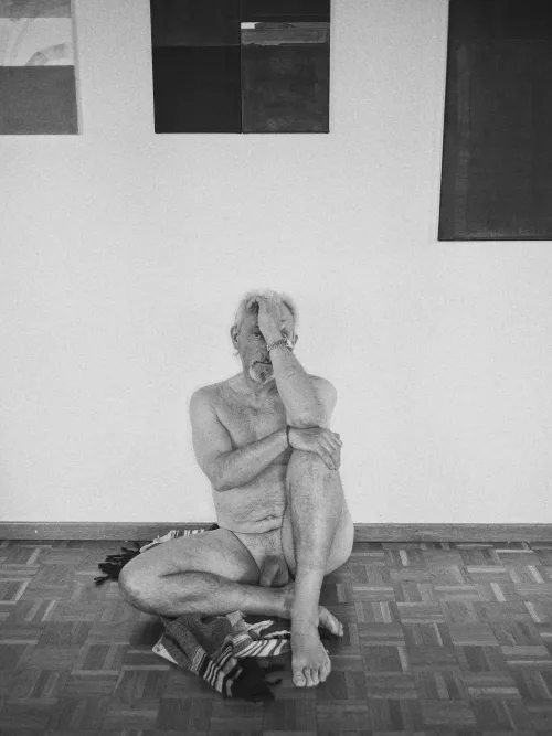 Reflection - torso by vivastraimages