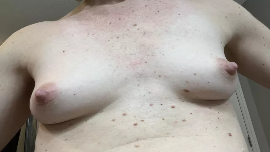 Showered and ready for the day. Tiny tits dont have to have a bra under my sweater.. by fansforfitnessnw