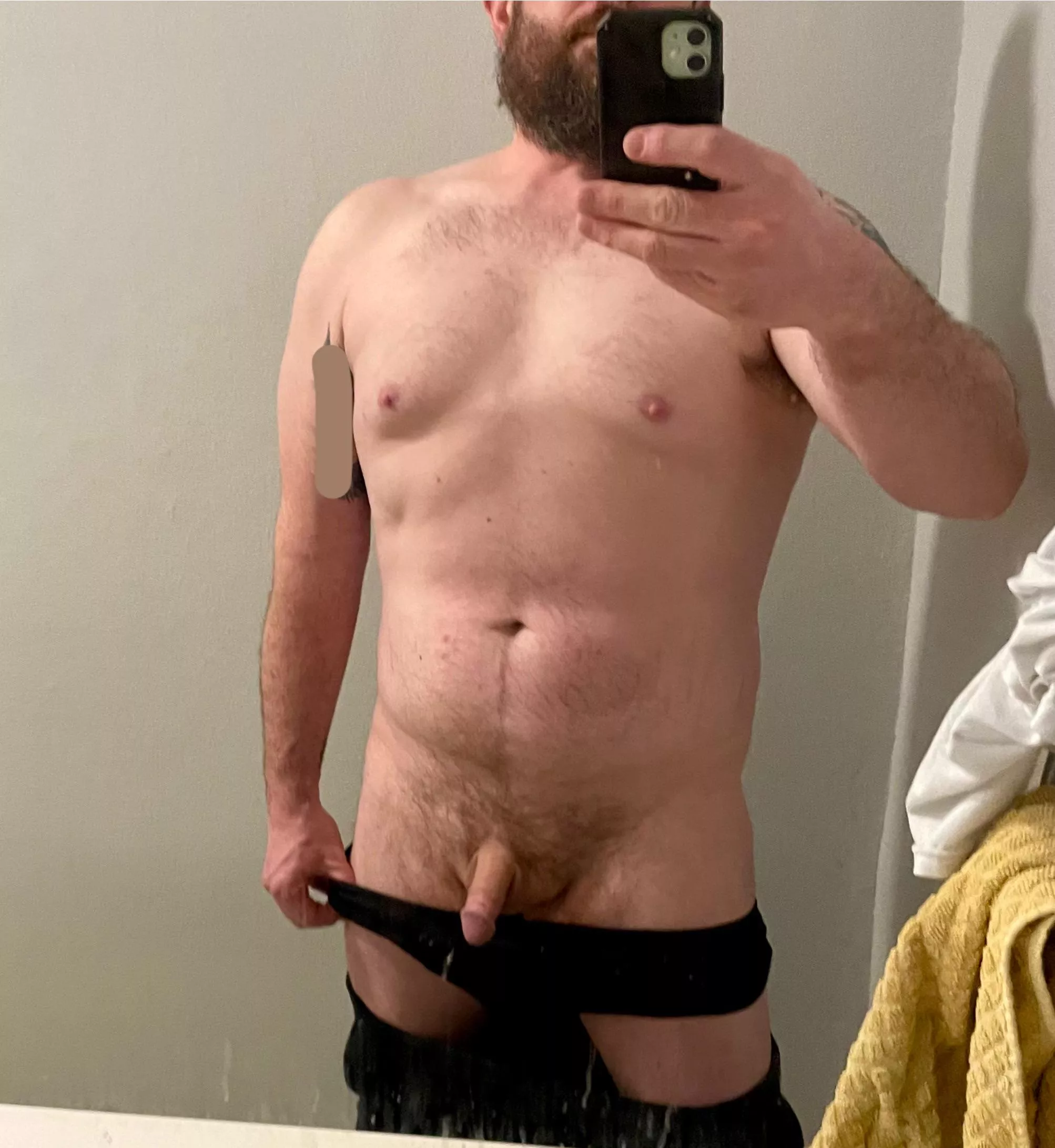 Sometimes a simple nude speaks volumes. posted by ASelfishBump