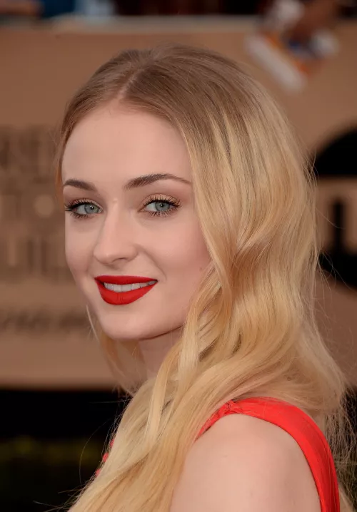 Sophie Turner by Ken789gh