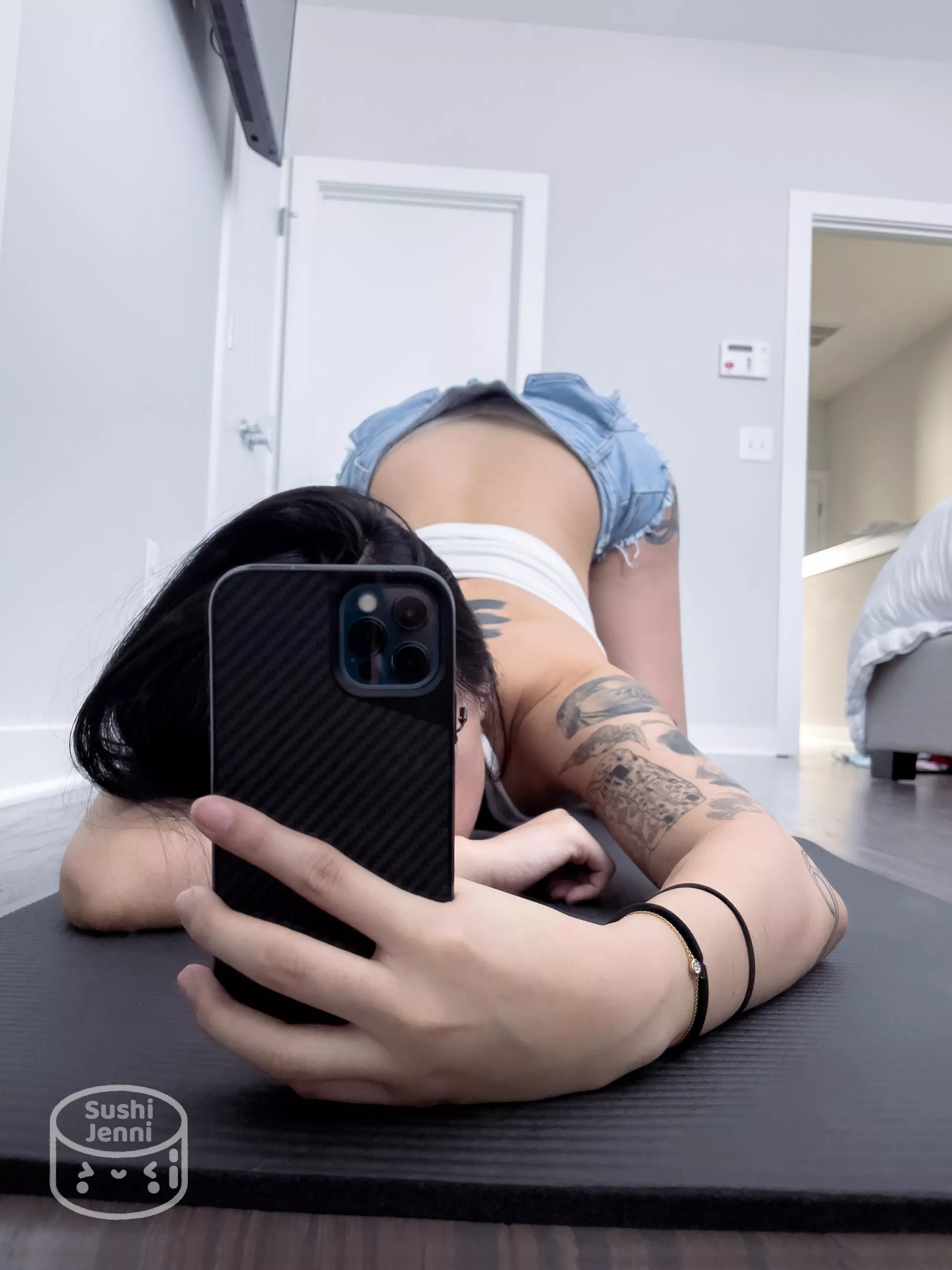 The most underrated or overrated pose posted by SushiJenni