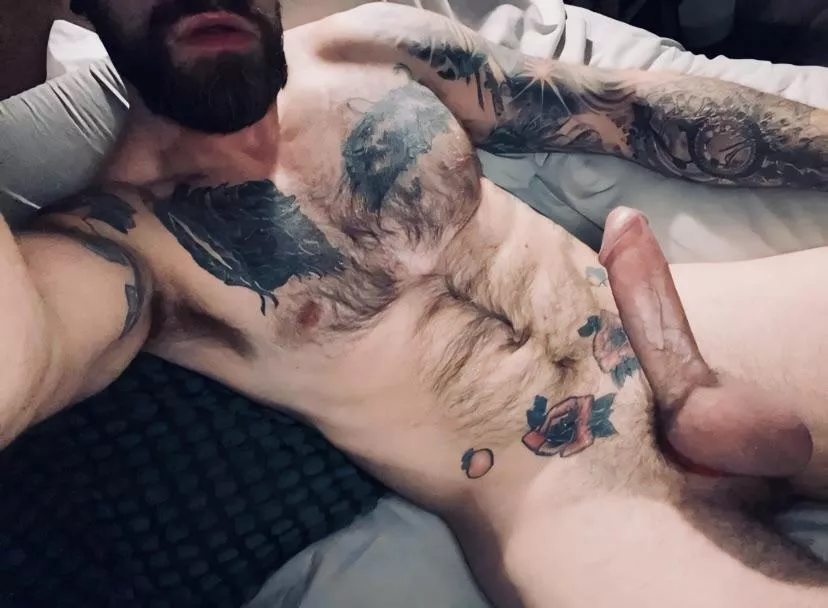 What you doing when you walk in and I’m like this? posted by thedarrenduvall