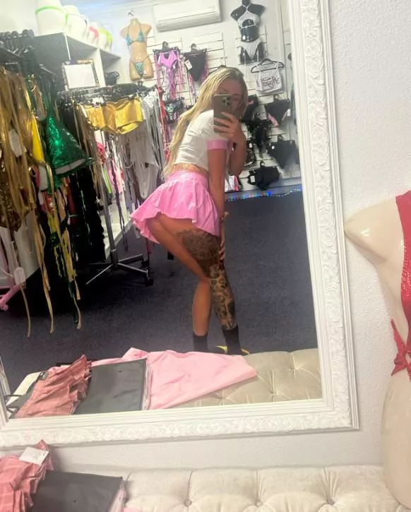 Wife just wanna have fun posted by xxxanaisxxx