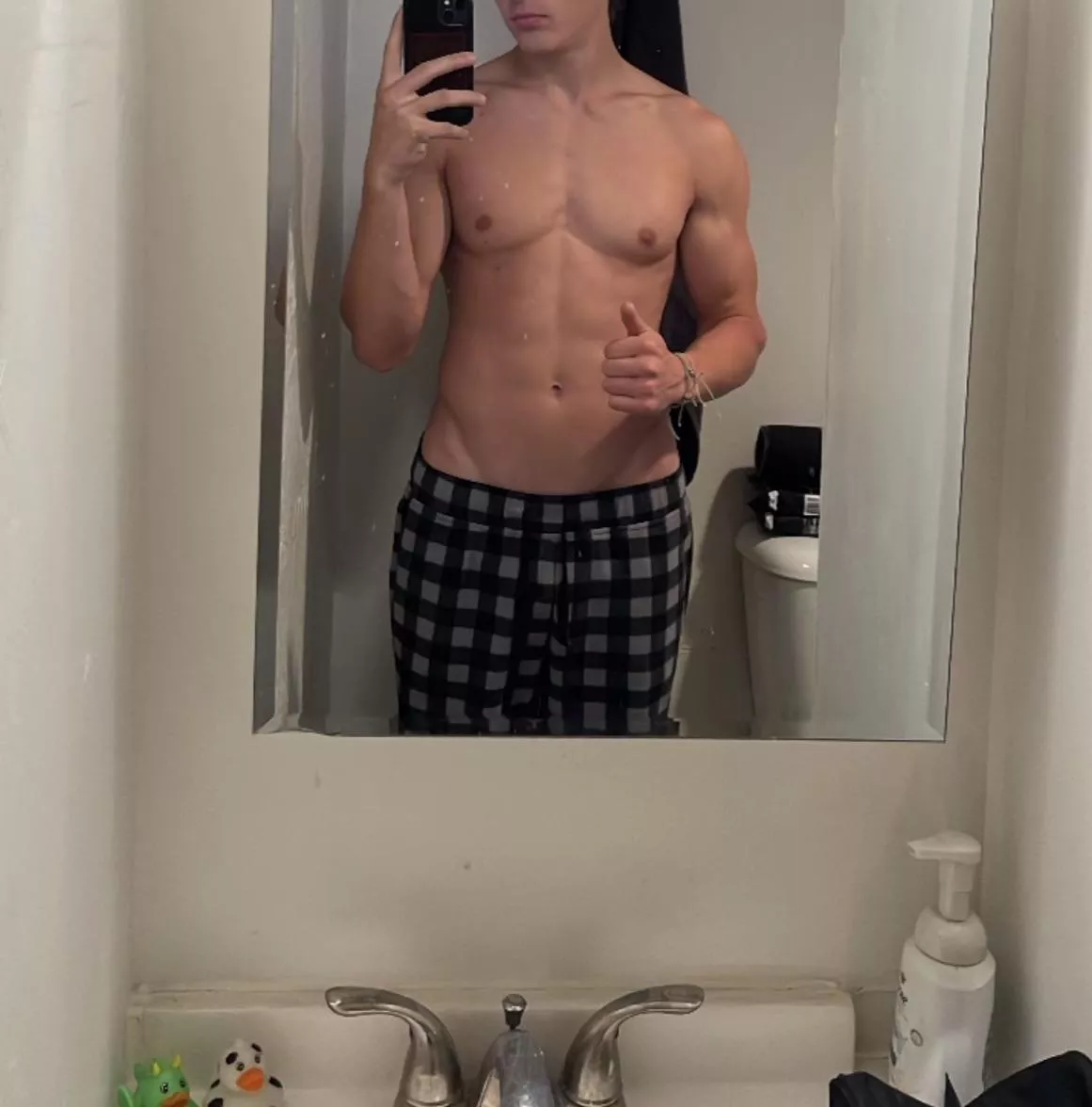 18 frat dom; I want subs into being blackmailed hmu snap samharris2817 posted by Ok-Anybody-5047