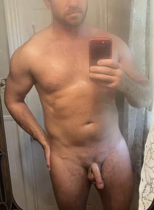 [34] Thank you all those who reached out after my previous post. Actually made me feel like I’m somewhat appreciated..which isn’t my every day experience in my life outside of here. Here’s a steamy post shower image.✌🏻 by Solid_King8137