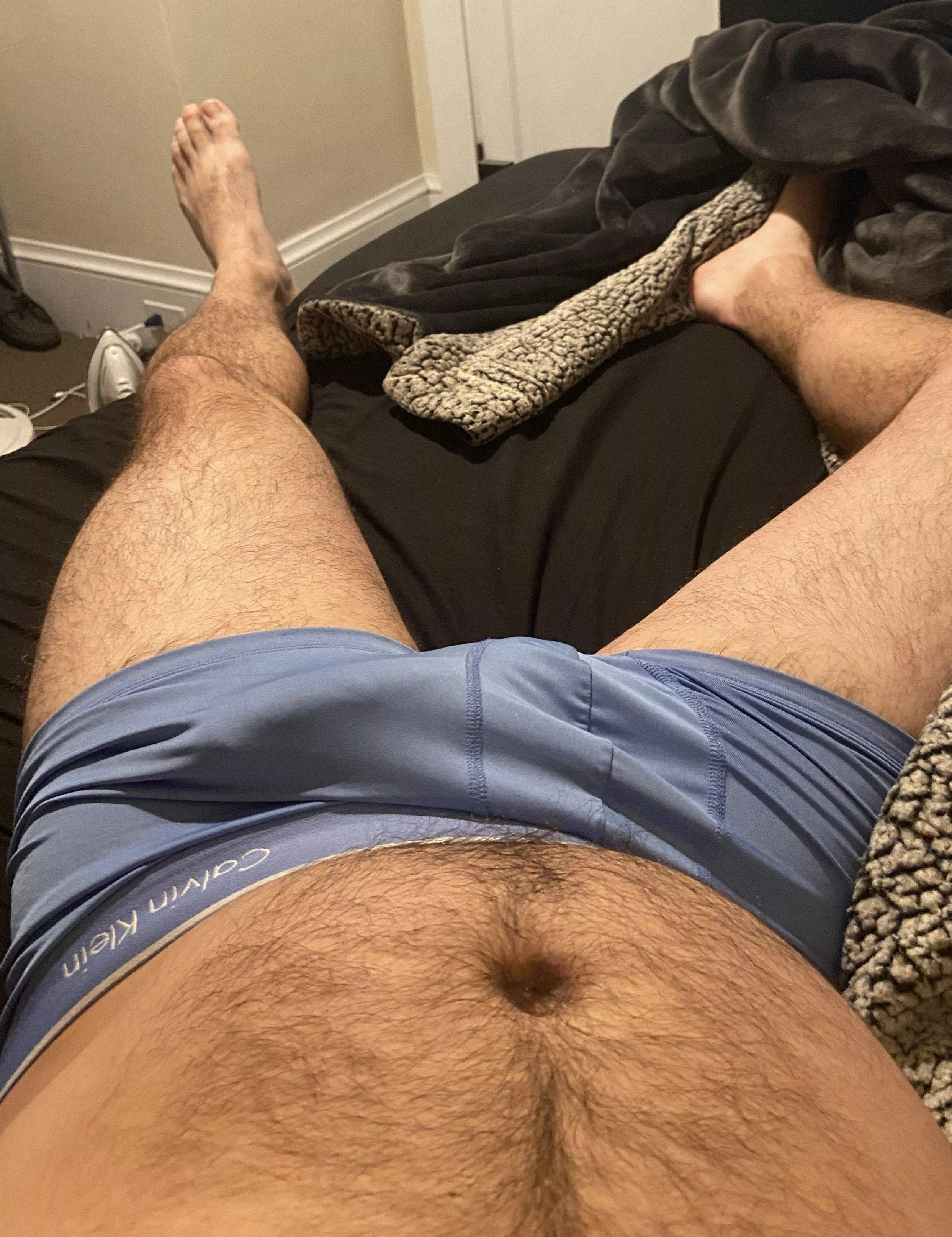 [42] Daddy is horny, who want to taste daddy's cock and help him? posted by lukaskawka3663