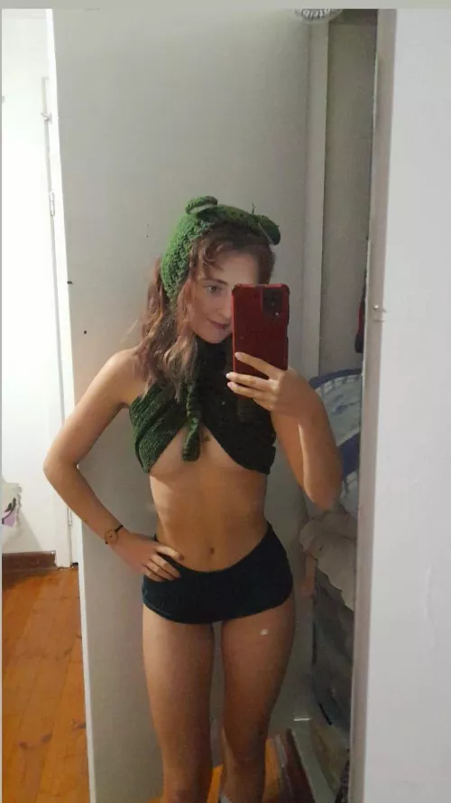 Admiring my reflection in a lovely mirror selfie. [18F] by vibeslover