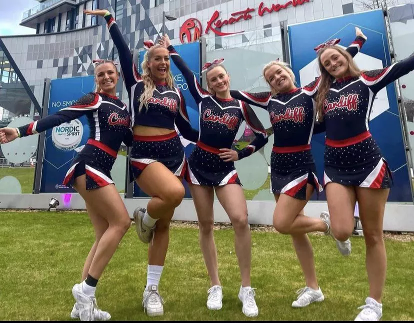 Cheerleaders 1-5 posted by Complete_Refuse_4494