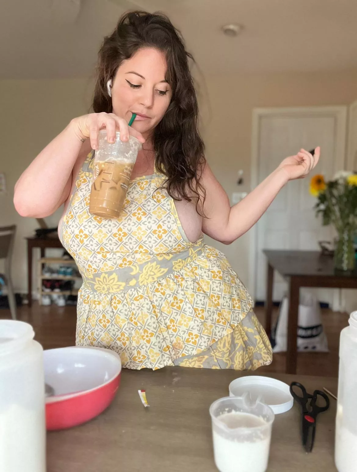 Coffee break for meeee posted by HelloLanna_XO