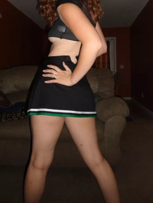 Cum see me in my old cheerleader outfit by funtxcpl318