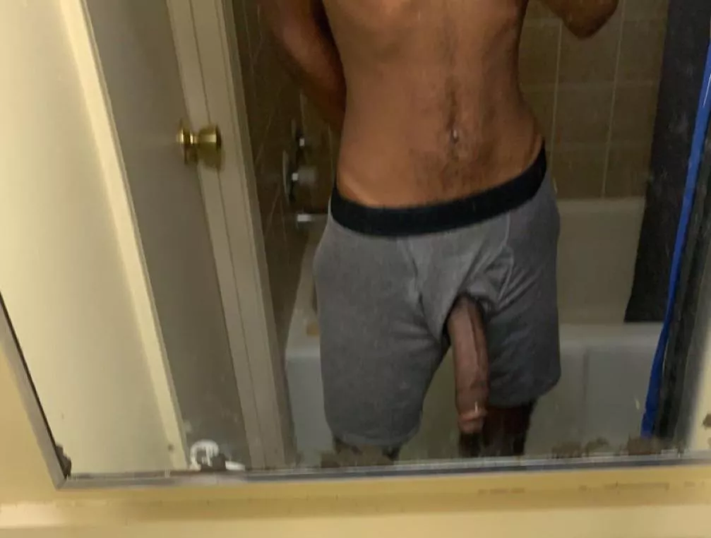 Dirty hotel mirror  posted by trezdaphantom