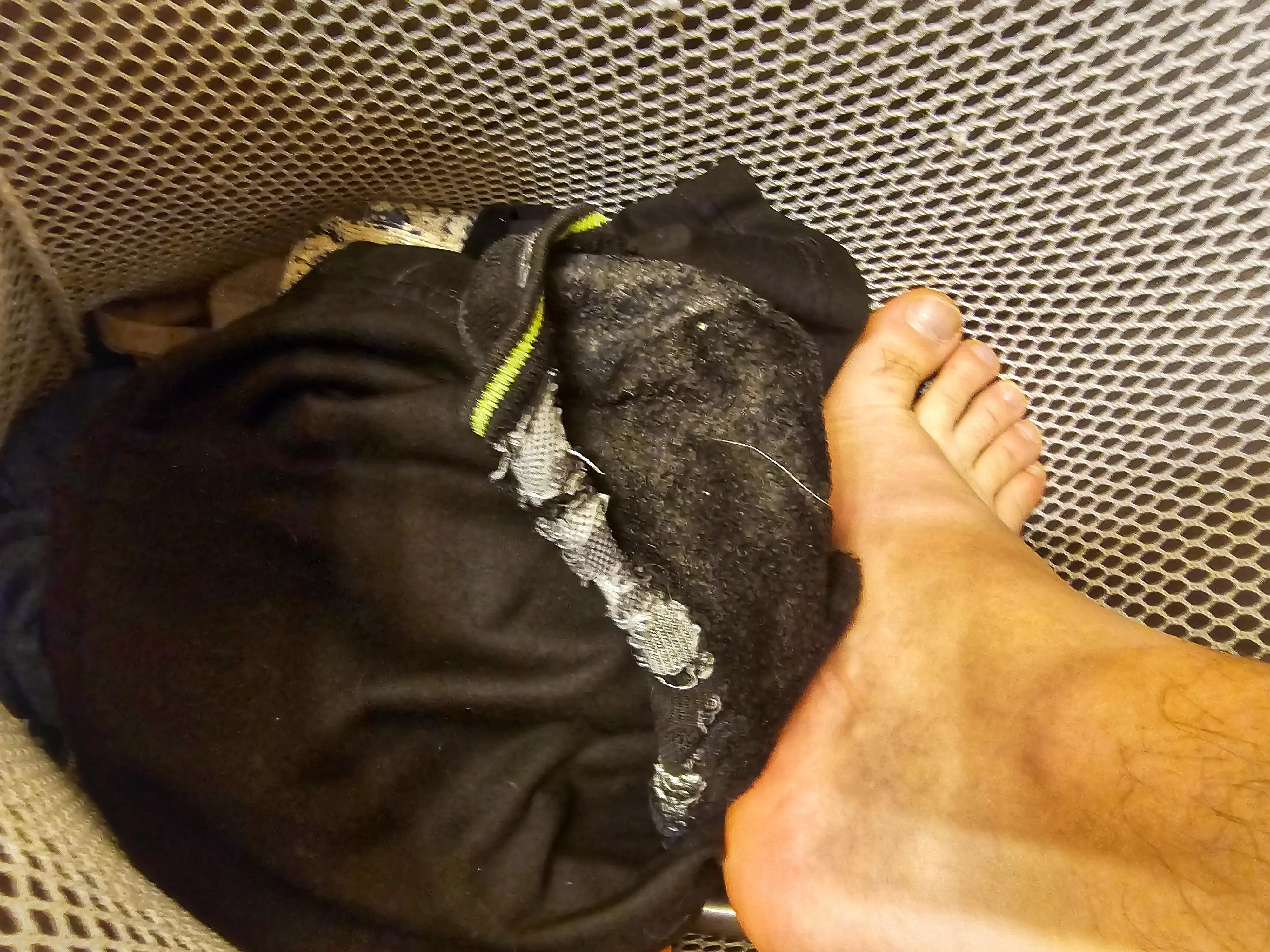 Dirty laundry  posted by TexasGymFeet