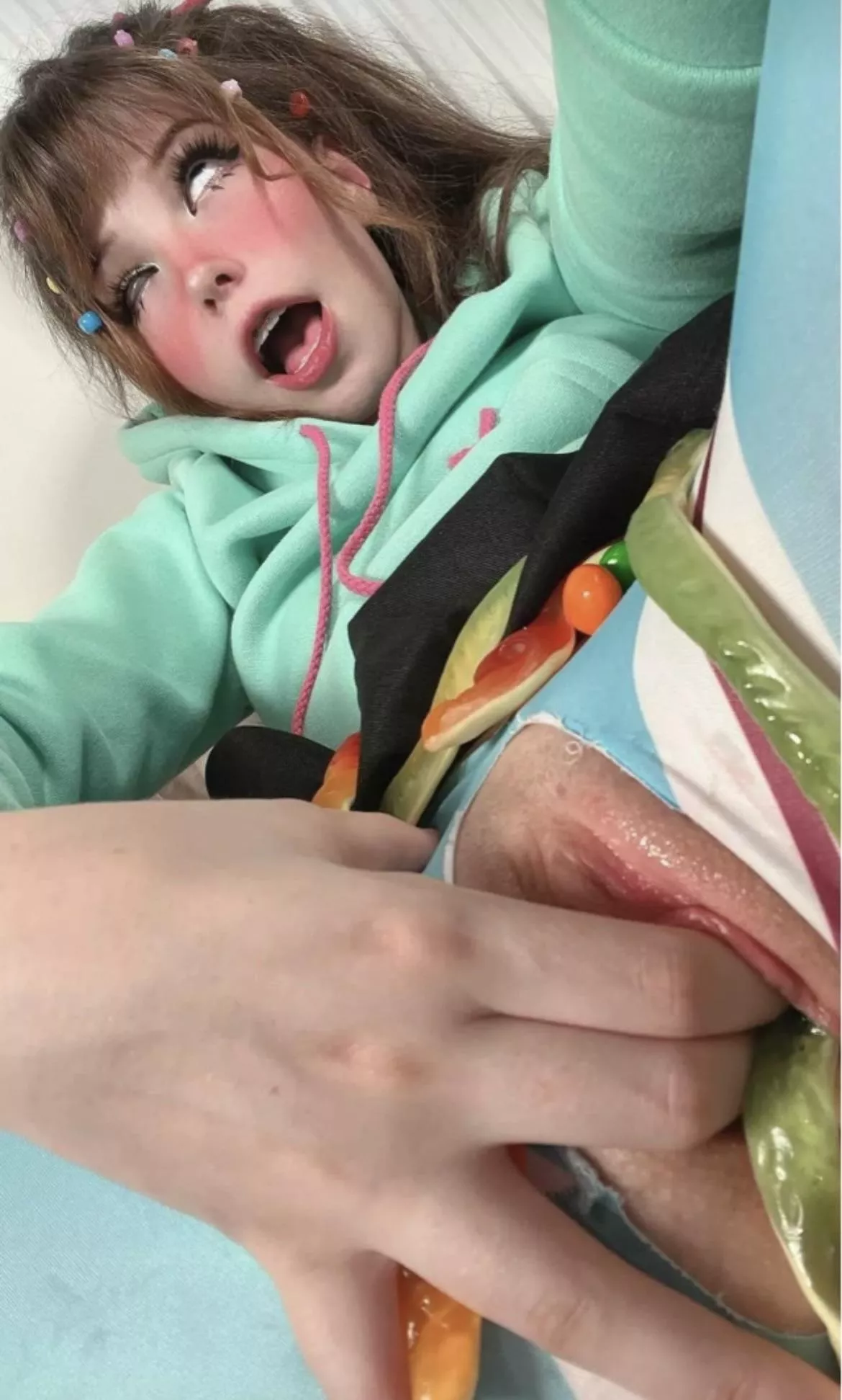 Does anyone know her? posted by Owakikitru