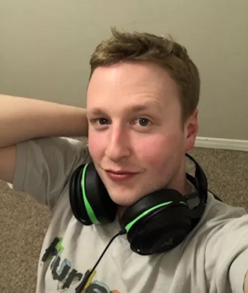 Friday! FF7: Rebirth time! by skiddly03