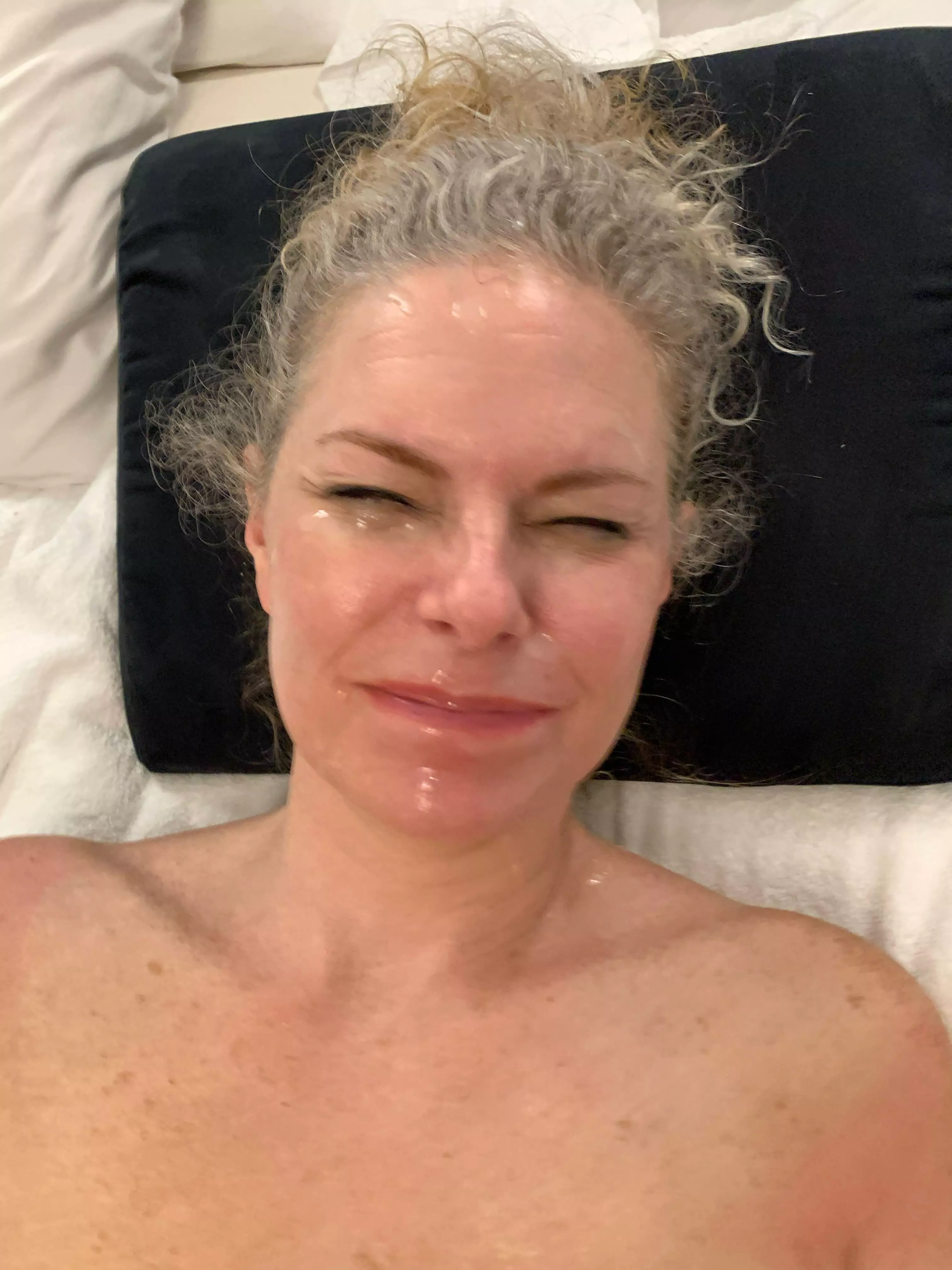 Full coverage  posted by hotlegsplaytime