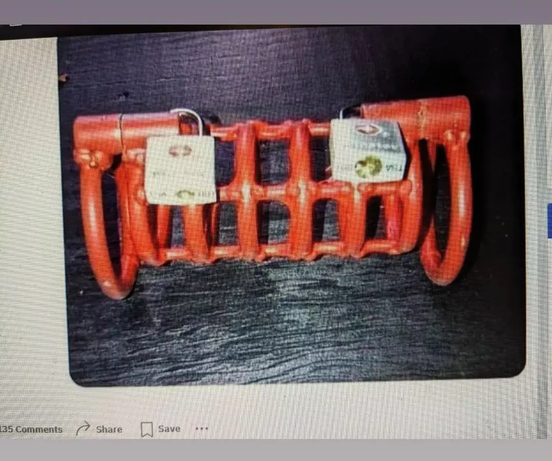 Has anyone actually seen this available anywhere? I'm kind of obsessed!  posted by OhLolaDoll