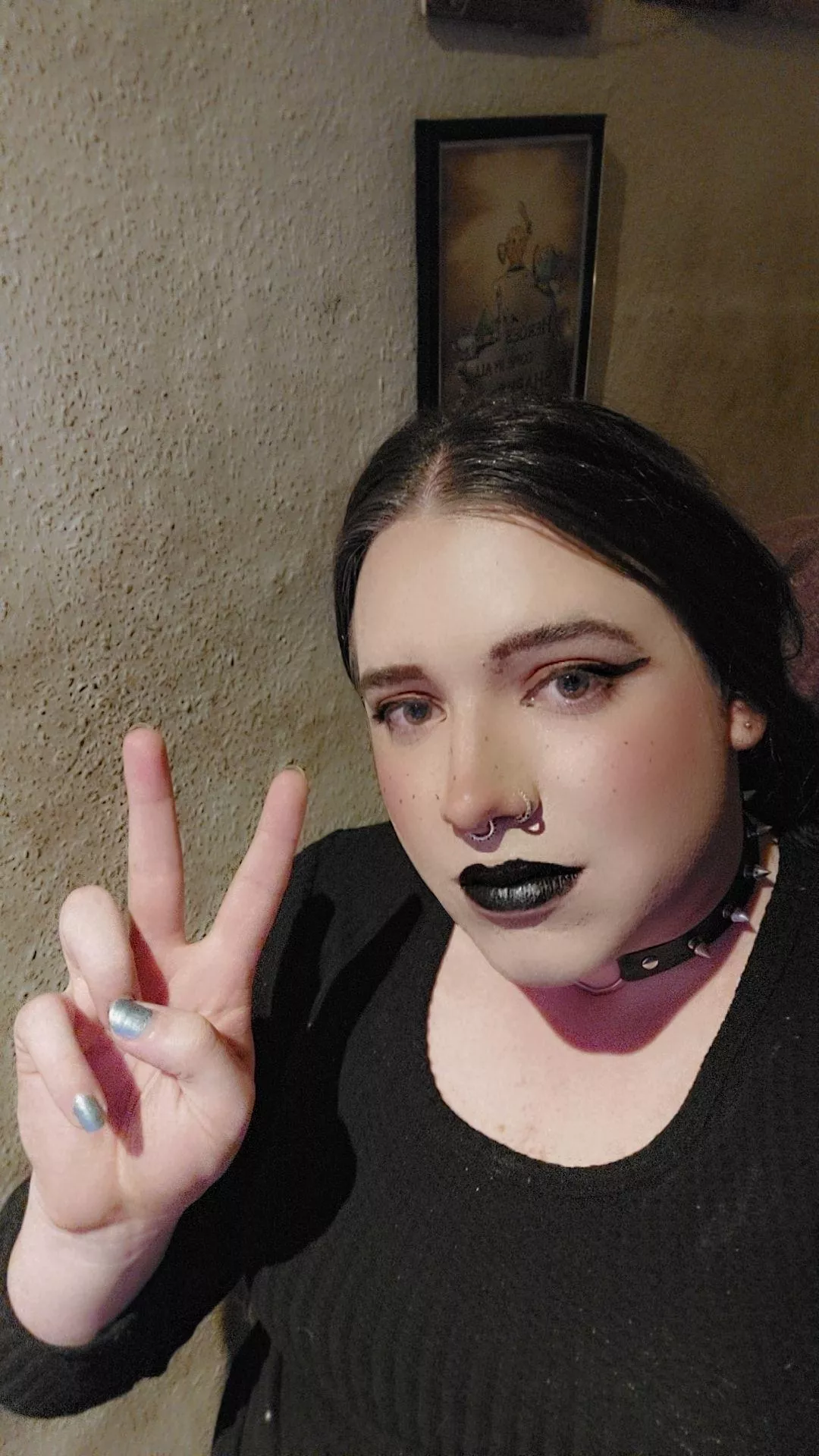 Hii, felt cute 🥰 posted by MicaMelody