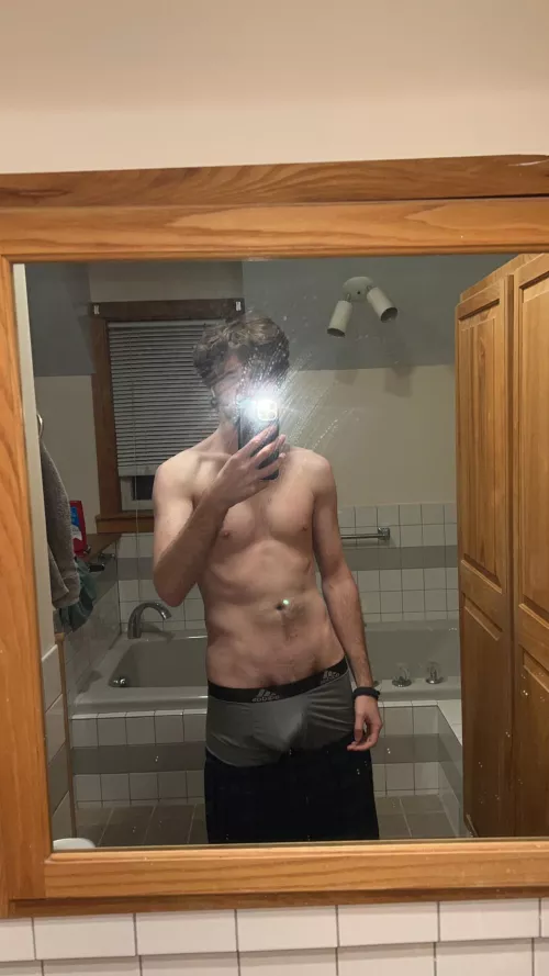 How are we looking? by Nervouslytall