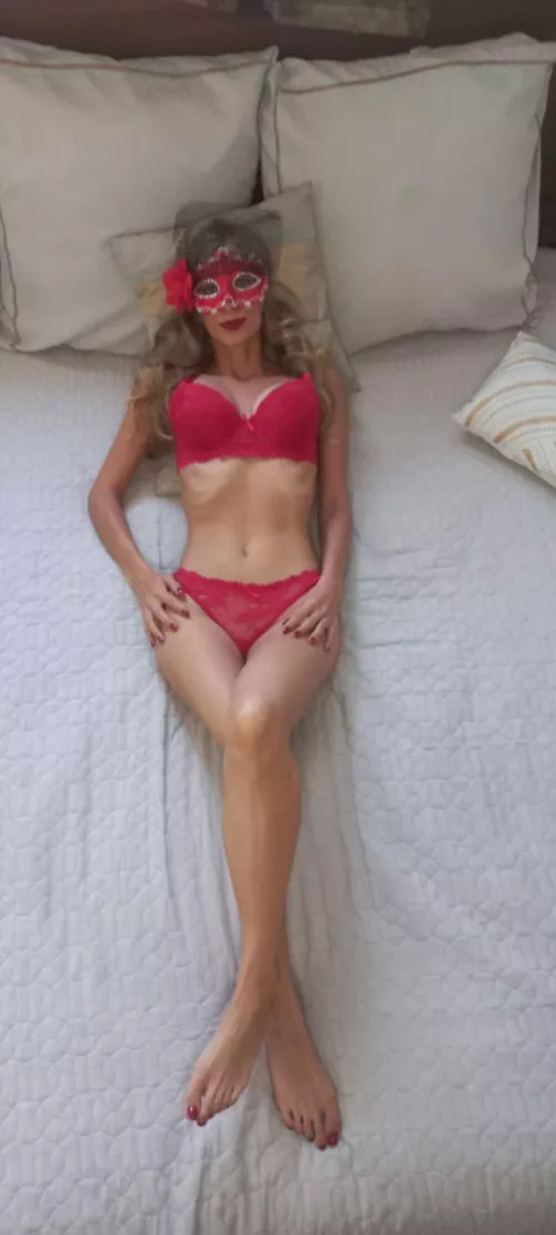 I can easily hypnotize you  by layla-blue-