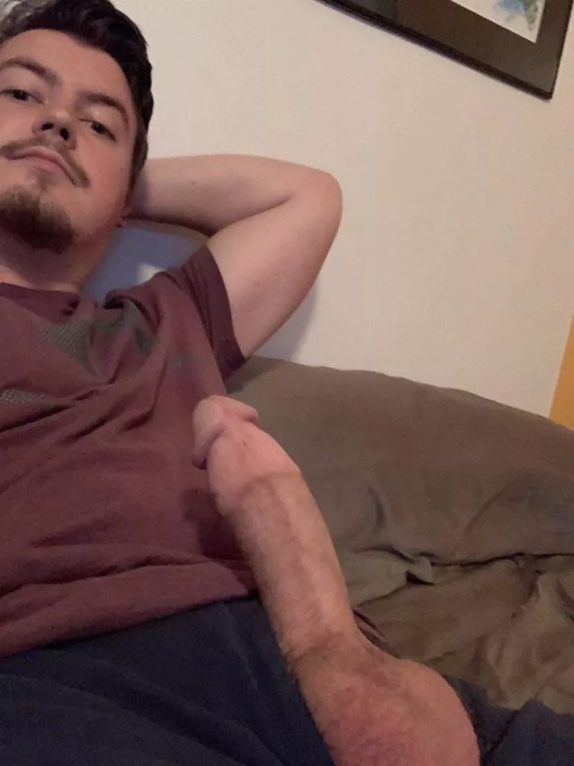 I could use someone to make me blow a load… posted by CompOrangeMach