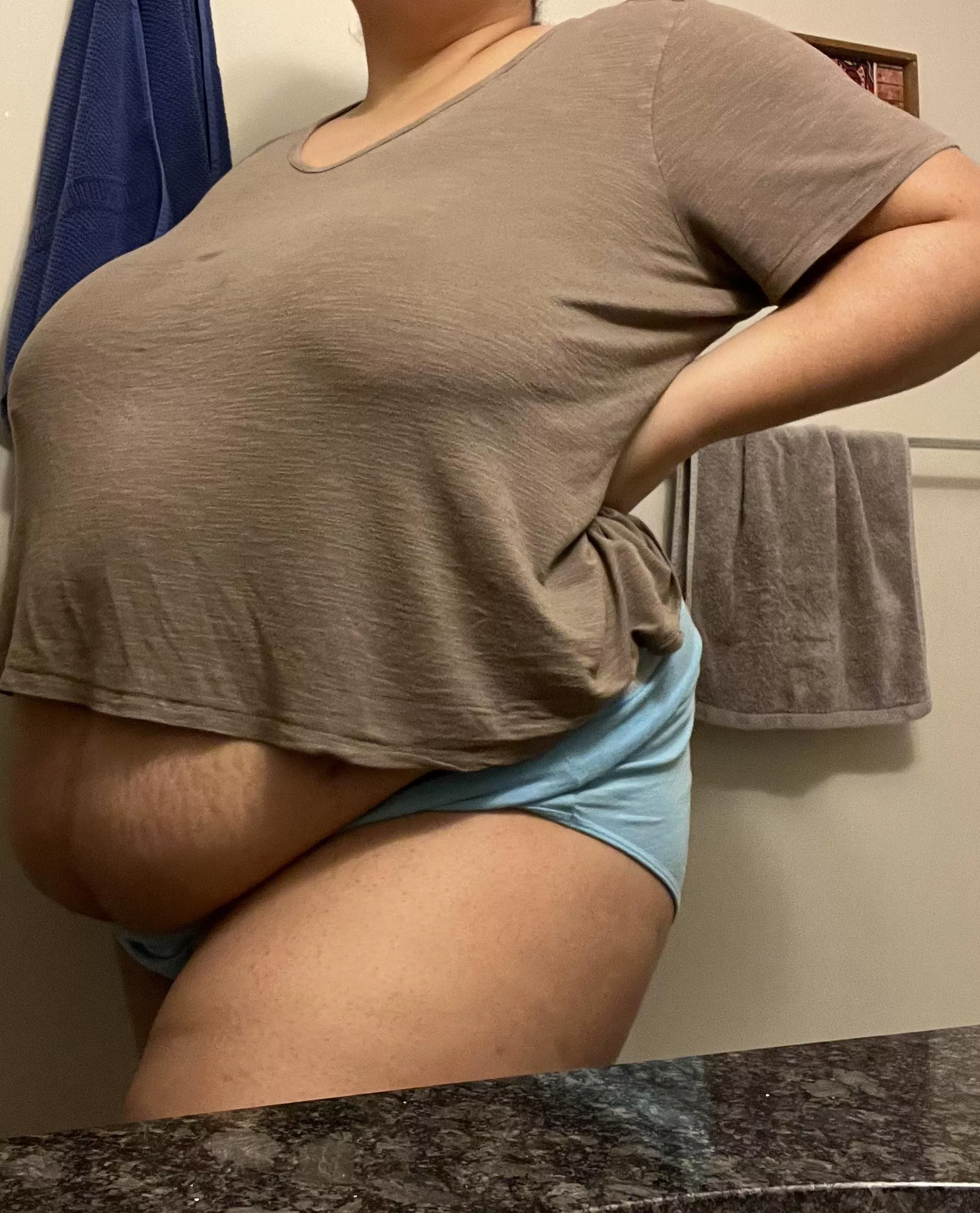 I don’t think this shirt fits anymore… posted by mamadomme