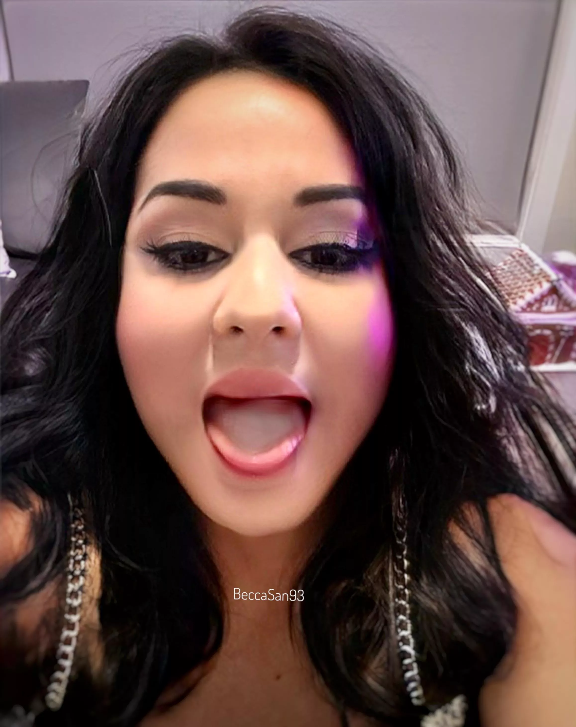 I promise, it isn’t gay, I’m dressed like a girl! 😉💋 posted by BeccaSan93