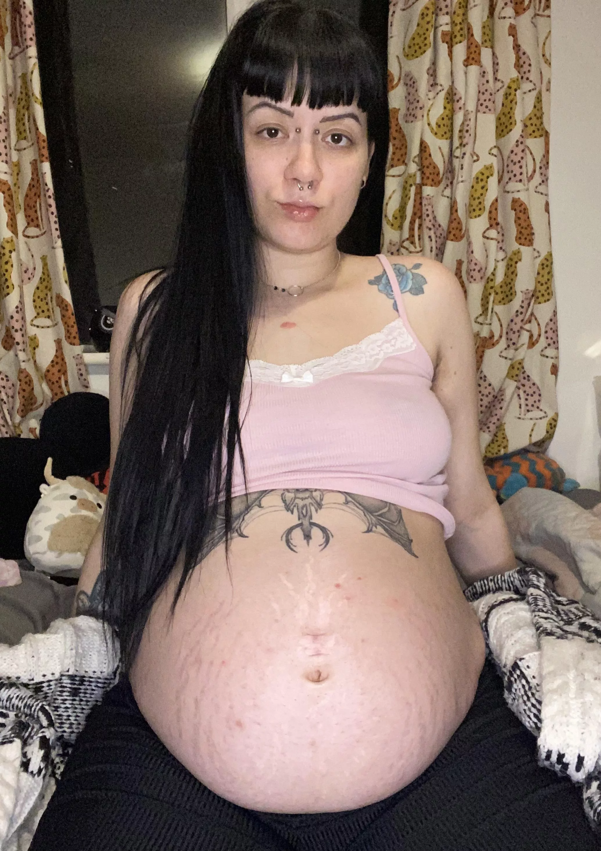 Im getting so big and uncomfortable, want to massage me?  posted by Unsual-Carreer-69