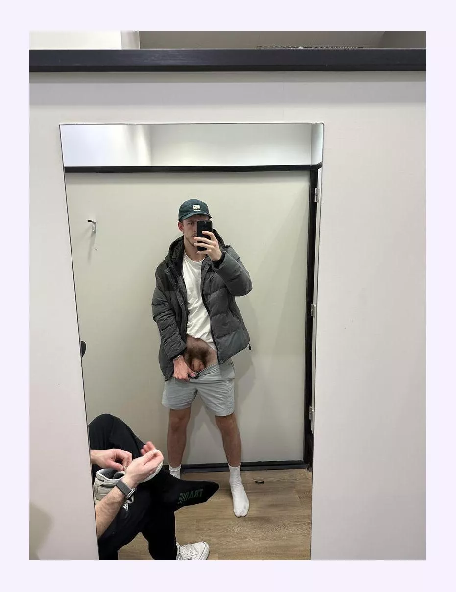 I’m so naughty in publiv 😈 posted by Impossible_Abies_679