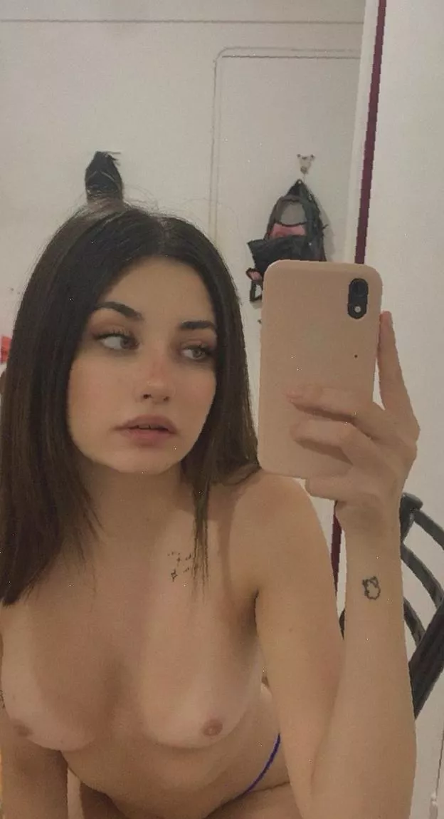 just a little selfie to make your day posted by dolde1234cp