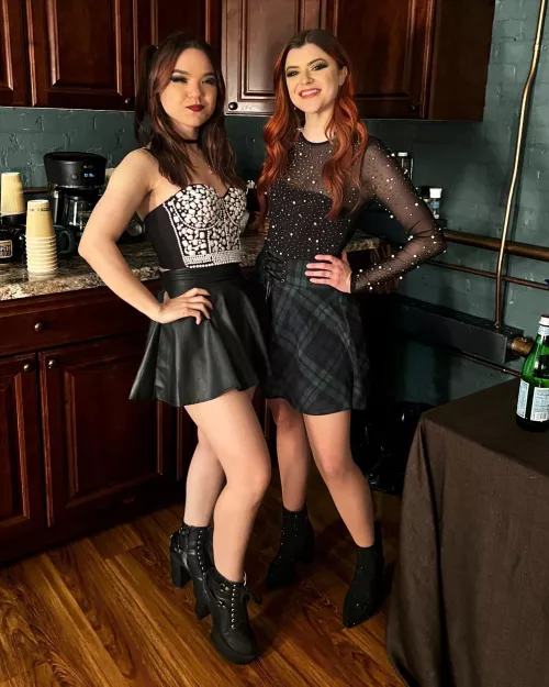 Left or Right  by Gorilla142322123